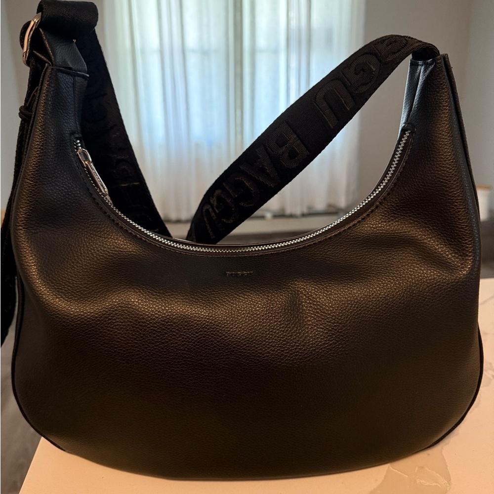 BAGGU Black Shoulder Bag